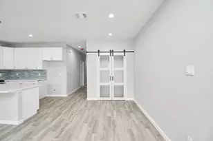 5941 Southlea St, Houston, TX 77033 - Photo 6