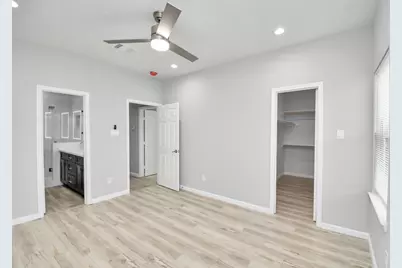 5941 Southlea Street, Houston, TX 77033 - Photo 20