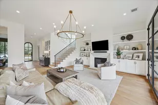 1315 Gardenia Dr, Houston, TX 77018 - Photo 16