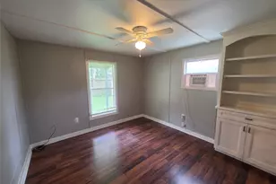 6426 W Bend St, Houston, TX 77085 - Photo 12