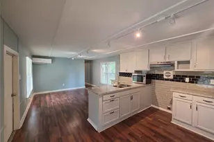 6426 W Bend St, Houston, TX 77085 - Photo 2