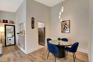 2001 Bering Dr, Houston, TX 77057 - Photo 10