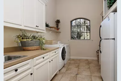32 Palmer Woods Drive, The Woodlands, TX 77381 - Photo 26