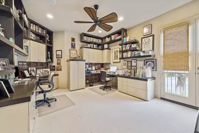 5027 Heatherglen Drive, Houston, TX 77096 - Photo 18