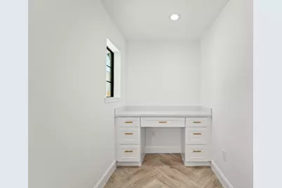 10722 Lynbrook Drive, Houston, TX 77042 - Photo 4