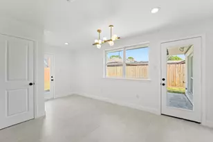 10722 Lynbrook Dr, Houston, TX 77042 - Photo 8