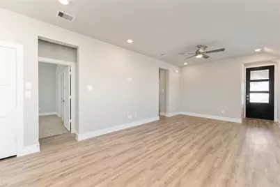 239 Bay Laurel Court, Alvin, TX 77511 - Photo 4