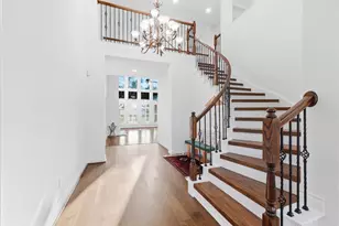 2405 Barton Shores Dr, Pearland, TX 77584 - Photo 2