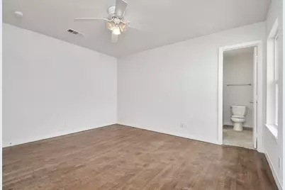 5010 Creekbend Drive, Houston, TX 77035 - Photo 26