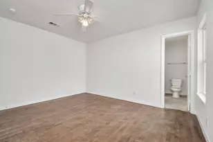 5010 Creekbend Dr, Houston, TX 77035 - Photo 26