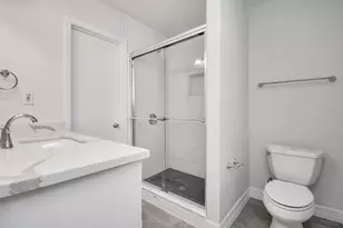 5010 Creekbend Dr, Houston, TX 77035 - Photo 20