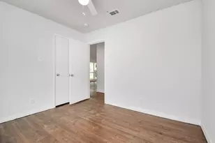 5010 Creekbend Dr, Houston, TX 77035 - Photo 28