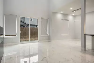 4934 Creekmont Drive, Houston, TX 77091 - Photo 30