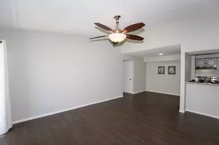 3300 Pebblebrook Dr, Seabrook, TX 77586 - Photo 10