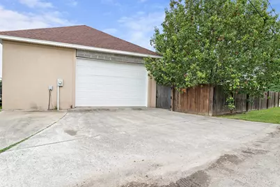 216 Berwick, Bridge City, TX 77611 - Photo 44