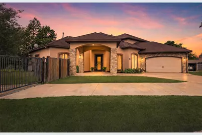 216 Berwick, Bridge City, TX 77611 - Photo 16