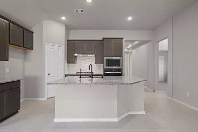 1020 Shoal Creek Trail, Conroe, TX 77304 - Photo 4