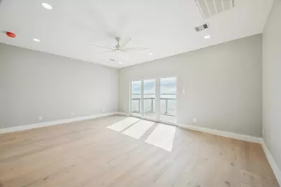 143 Bora Bora Drive, Tiki Island, TX 77554 - Photo 20