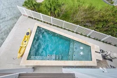 143 Bora Bora Drive, Tiki Island, TX 77554 - Photo 24