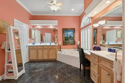 6087 Longmire Trail, Conroe, TX 77304 - Photo 14