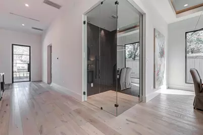 207 W 33rd Street, Houston, TX 77018 - Photo 12