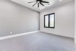 207 W 33rd St, Houston, TX 77018 - Photo 36