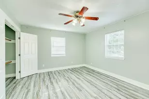 1625 Ave M 1/2, Galveston, TX 77550 - Photo 20