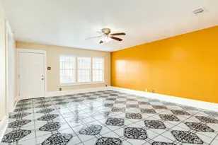 1625 Ave M 1/2, Galveston, TX 77550 - Photo 8