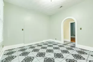 1625 Ave M 1/2, Galveston, TX 77550 - Photo 16