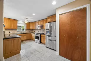 5542 Holly St, Houston, TX 77081 - Photo 6