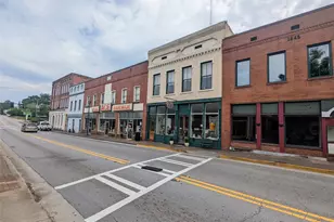 20 E Robert Toombs, Washington, GA 30673 - Photo 2