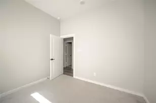 6712 Parker Grv Ln, Houston, TX 77076 - Photo 24