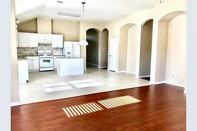 30318 Emerson Creek Drive, Spring, TX 77386 - Photo 10