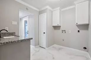 570 Roanoke Dr, Conroe, TX 77302 - Photo 10