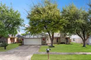 3631 Cedar Gardens Dr, Houston, TX 77082 - Photo 2
