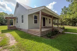 610 S 5th St, Crockett, TX 75835 - Photo 2