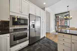 2211 Briarglen Dr, Houston, TX 77027 - Photo 10