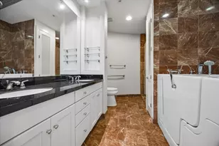2211 Briarglen Dr, Houston, TX 77027 - Photo 14