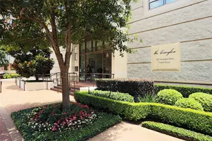 2211 Briarglen Dr, Houston, TX 77027 - Photo 24