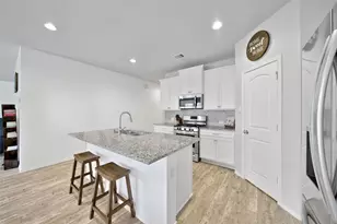 2326 Strong Horse Dr, Conroe, TX 77301 - Photo 10