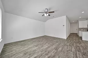2326 Strong Horse Dr, Conroe, TX 77301 - Photo 8