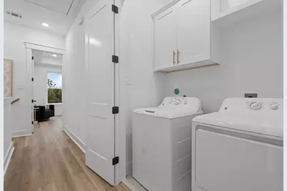 717 Janisch Road #D, Houston, TX 77018 - Photo 12