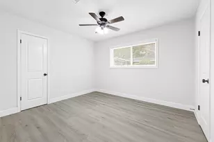 10019 Braes Forest Dr, Houston, TX 77071 - Photo 14