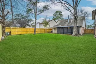12911 Careywood Dr, Sugar Land, TX 77478 - Photo 16