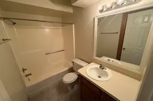 1610 Hazelwood St, Conroe, TX 77301 - Photo 8