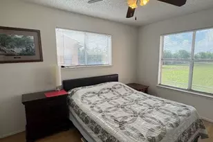 10555 Turtlewood Ct, Houston, TX 77072 - Photo 14