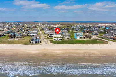 804 Eastview, Crystal Beach, TX 77650 - Photo 2