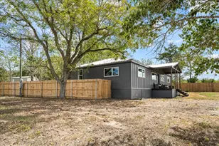 105 Willow Dr, Flatonia, TX 78941 - Photo 26