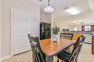 11304 Morning Brook Dr, Pearland, TX 77584 - Photo 18