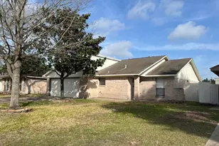 18734 Wood Glen Ln, Houston, TX 77084 - Photo 4